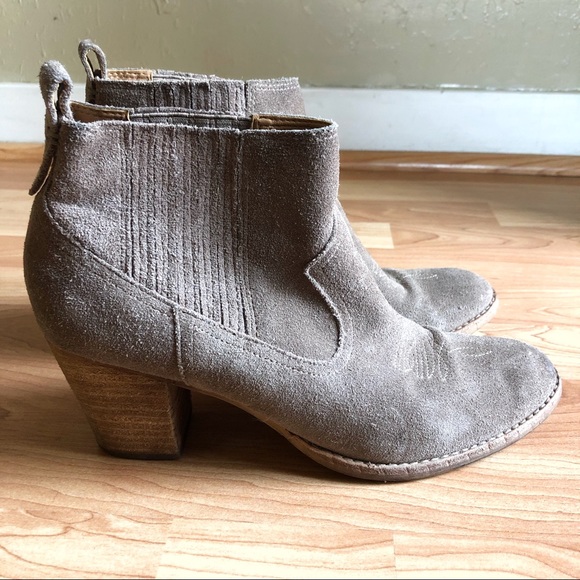 Dolce Vita Jones Round Toe Suede Tan Bootie - Picture 2 of 8
